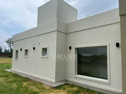 Casa en Venta en Lujan, USD 215.000