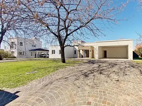 Casa en Venta de 5 dormitorios