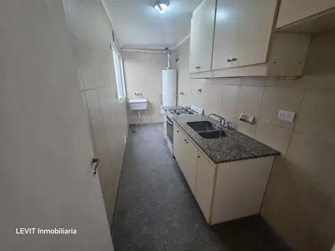 ALQUILER OFICINA BELGRANO 85M2 COCHERA INCLUIDA BALCÓN AL FRENTE A mts. Av. Libertador