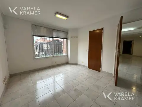 Oficina en Venta al Este