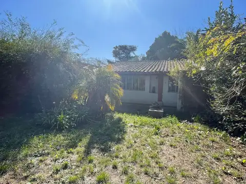 Casa en Venta en Manuel B Gonnet, USD 108.000