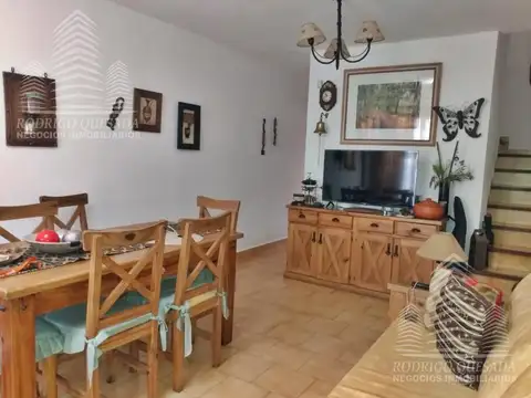 Depto Tipo Casa en Venta de 4 ambientes