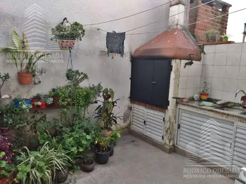 Depto Tipo Casa 4 ambientes con 1 baño