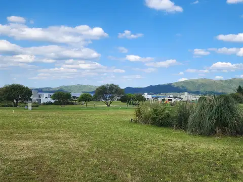 Terreno en Venta, FOS 0,5