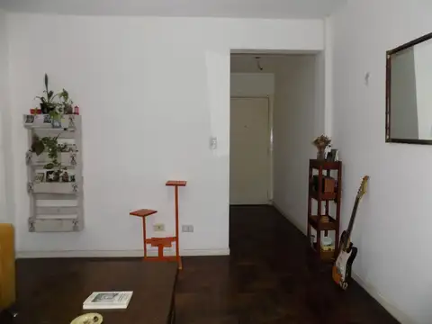 Depto Tipo Casa 2 ambientes con 1 baño