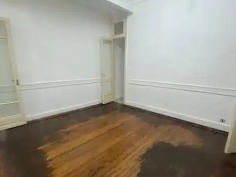 Oficina en Venta 80 años