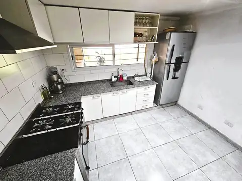 Alquiler casa nueva parque y pileta TORTUGUITAS