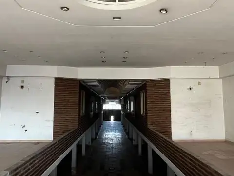 Av. Brig. Gral. Juan Manuel de Rosas al 6000