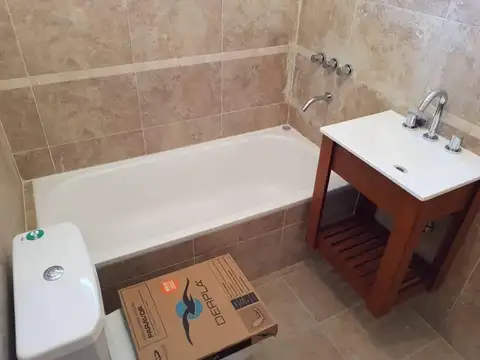 VENTA  1 AMB EN MONTE CASTRO