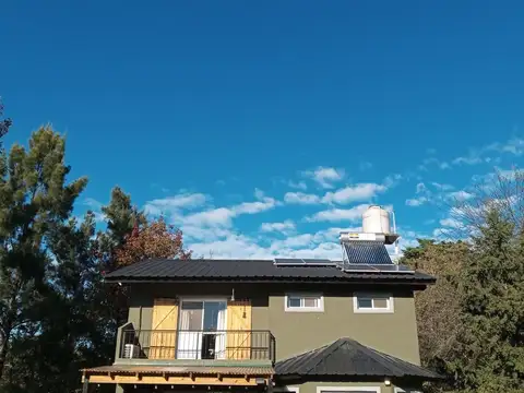 Venta - Casa - 5 ambientes - Parque Los Pinos - Exaltación de la Cruz