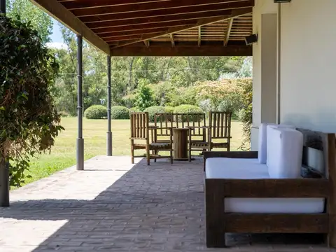 Venta Casa en La Colina Villa de Campo | VCO Propiedades