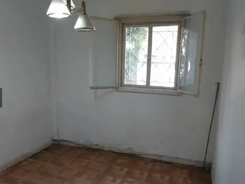 Departamento en Venta en Bernal Oeste, USD 54.000