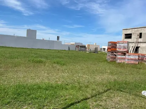 VENTA Terreno Estación Alvear 2 de 353 m2