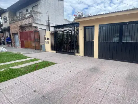 Julio Massenet 286 Lomas de Zamora