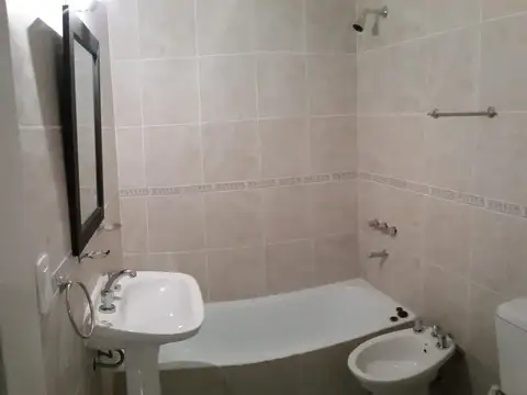 Departamento 3 ambientes con 1 baño