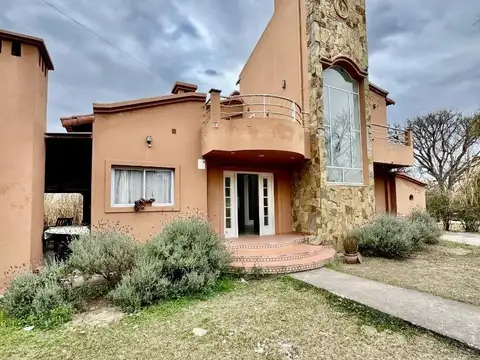 SAN LUIS EXC CASA QUINCHO  FOGON PILETA SAN LUIS