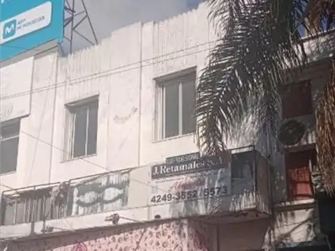 OFICINAS - PLANTA DIVIDIDA - LANÚS - OESTE, GRAN BS. AS. SUR