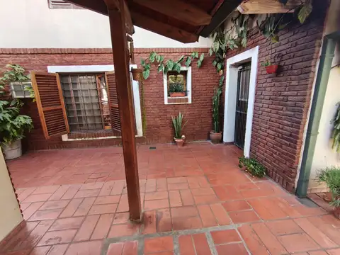 Casa 6 ambientes con 3 baños