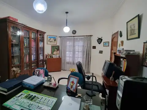 Venta Casa 4/5 dormitorios y piscina en Guadalupe