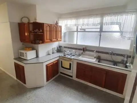 Departamento 4 ambientes con 3 baños