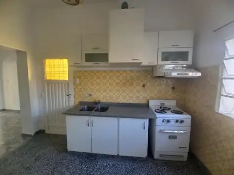 Cabildo 5900, Piso PB