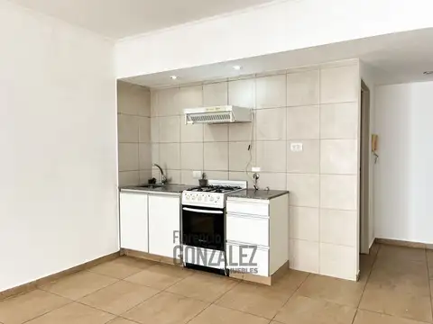 MONOAMBIENTE EN PLANTA BAJA CON PATIO EN MATADEROS