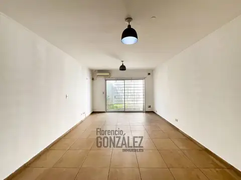 Depto Tipo Casa en Venta de Monoambiente