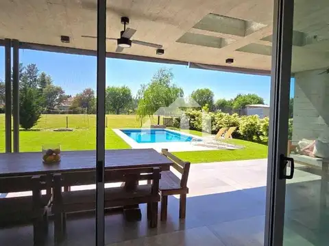 Casa en Venta de 5 dormitorios