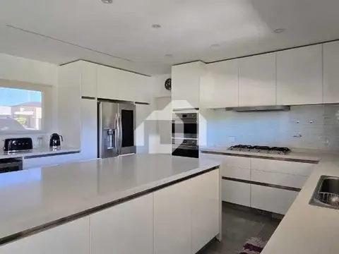 Casa en Venta al Noroeste