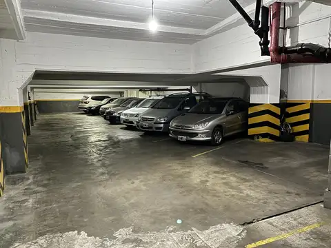 Río de Janeiro al 300 Cochera en Venta en Almagro