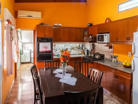Depto Tipo Casa en Venta de 5 ambientes