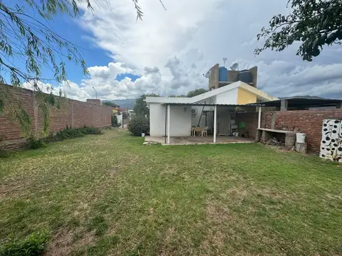 Casa 3 ambientes con 2 baños