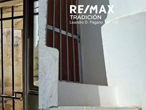 Depto Tipo Casa en Venta con 1 cocheras