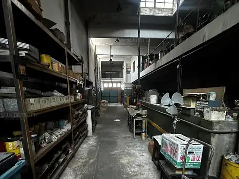 Galpon en Venta en Lanus, USD 175.000