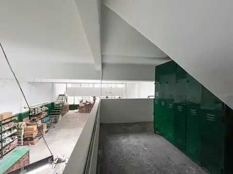 Galpon en Venta en Parque Chacabuco, USD 219.900