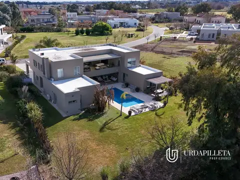 Casa en Venta de 4 dormitorios