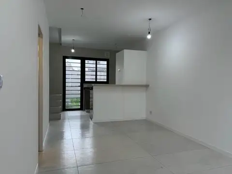 Casa en Venta en El Palomar, USD 98.000