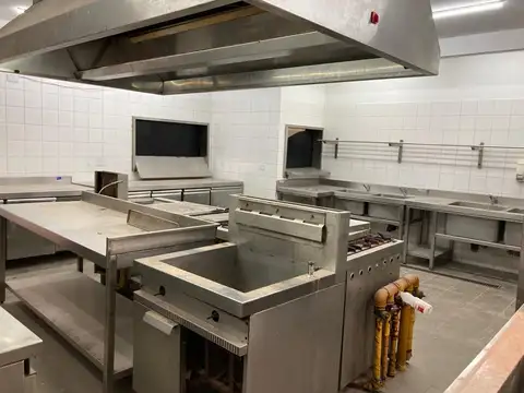 Ruta 8 frente a mapuche