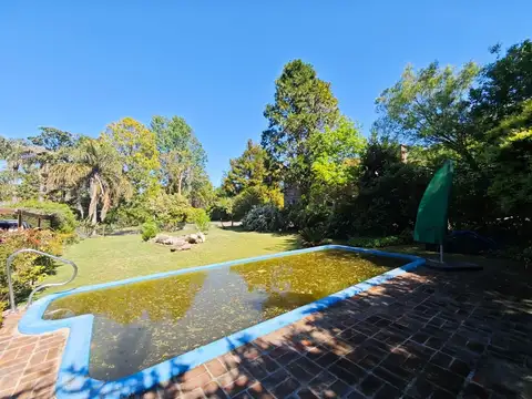 Venta hermoso Lote con pileta Country El Bosque