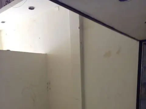 Local en Venta 50 años