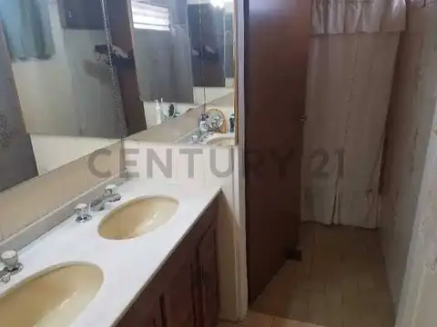 Casa en Venta en Godoy Cruz, USD 135.000