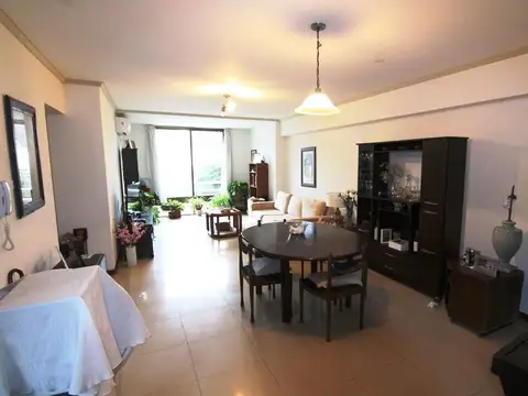 Departamento 4 ambientes con 2 baños