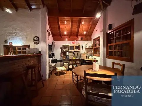 Casa 2 ambientes con 2 baños