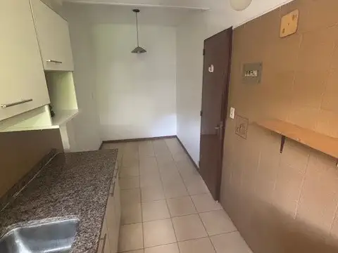 Nuñez : EN  ALQUILER. Excelente 2 ambientes  con  amplio  balcòn  frente al Metrobus y pròximo  subte  Congreso