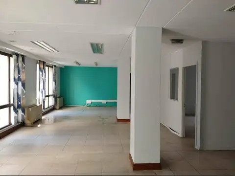 Oficina en Alquiler 60 años