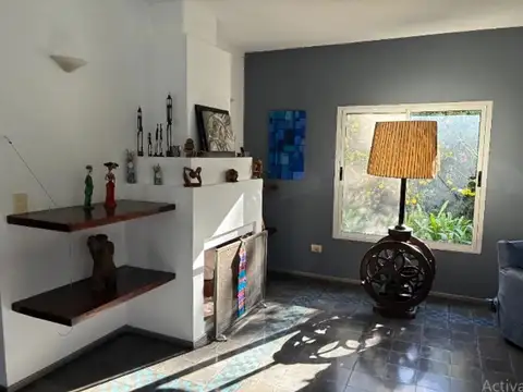 Casa en Venta con 4 cocheras