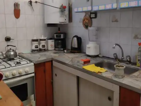 Casa 6 ambientes con 4 baños