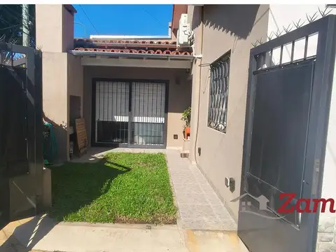 Depto Tipo Casa en Venta de 4 ambientes