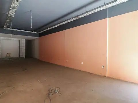 Alquiler Local Comercial - Ciudad Vieja