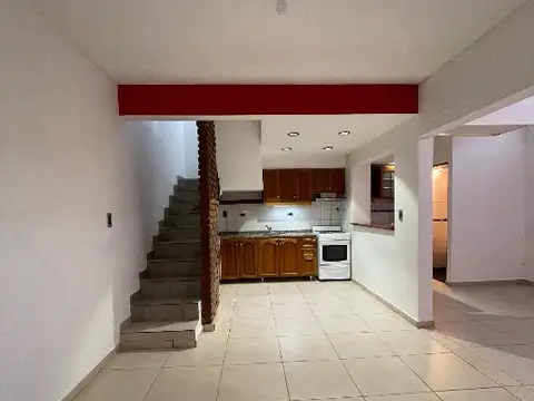 Depto Tipo Casa en Venta de 4 ambientes